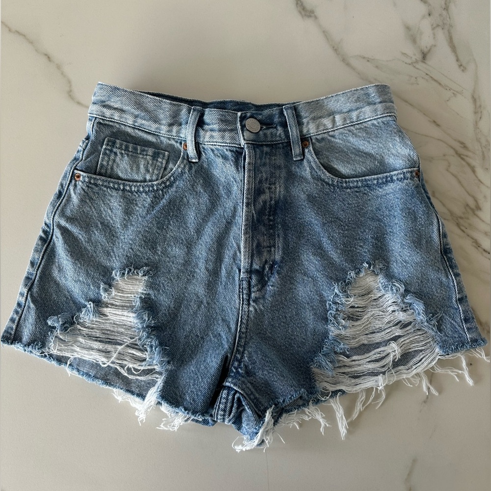 PacSun Women’s Vintage Denim Short, Blue Vintage Wash, Size 26